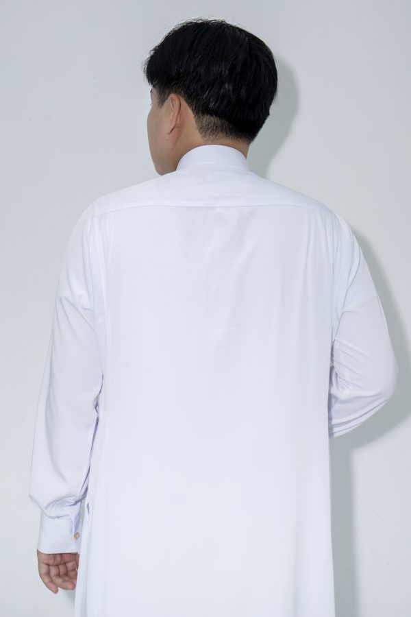White Band Collar Thobe - Image 4