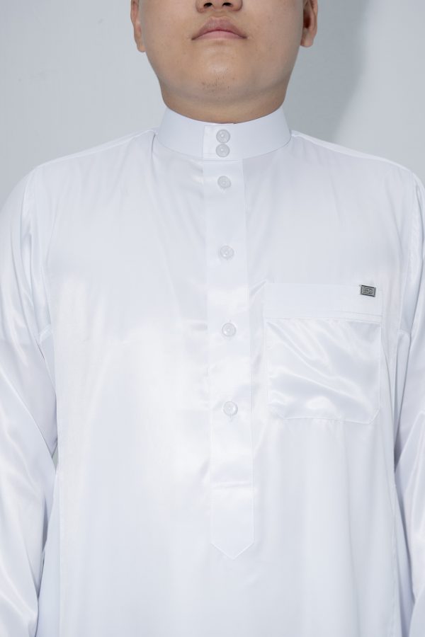 White Silky Band Collar Thobe - Image 3