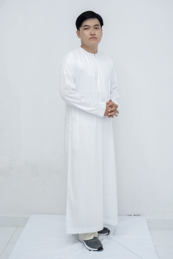 White Classic Band Collar Thobe - Image 3
