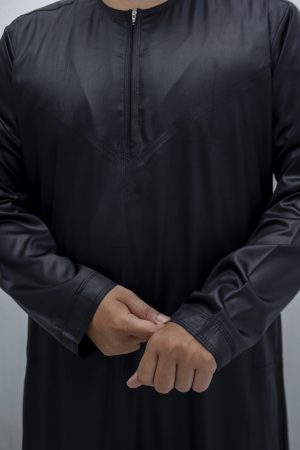 Black Classic Band Collar Thobe