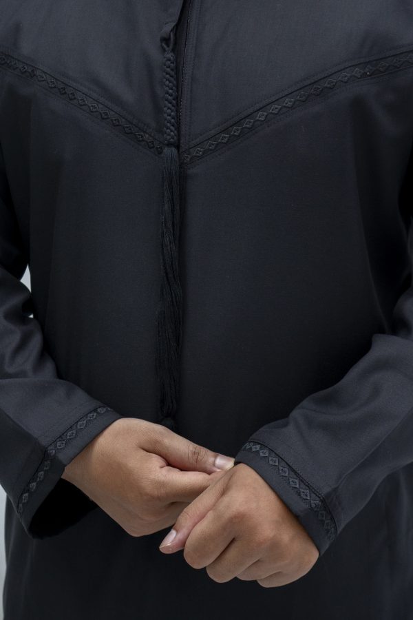 Black  Classic Band Collar Thobe