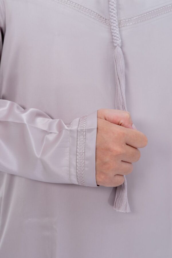 Light Brown Shiny Classic Embroidery Band Collar Tassel Thobe