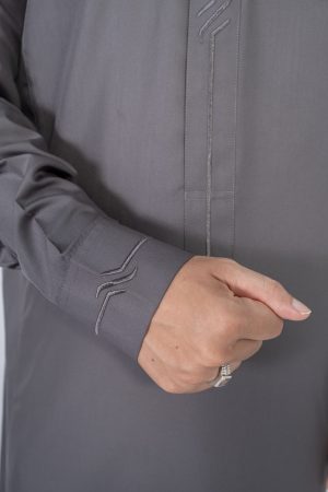 Dark Ash Classic Shirt Collar Embroidery Cuff Thobe